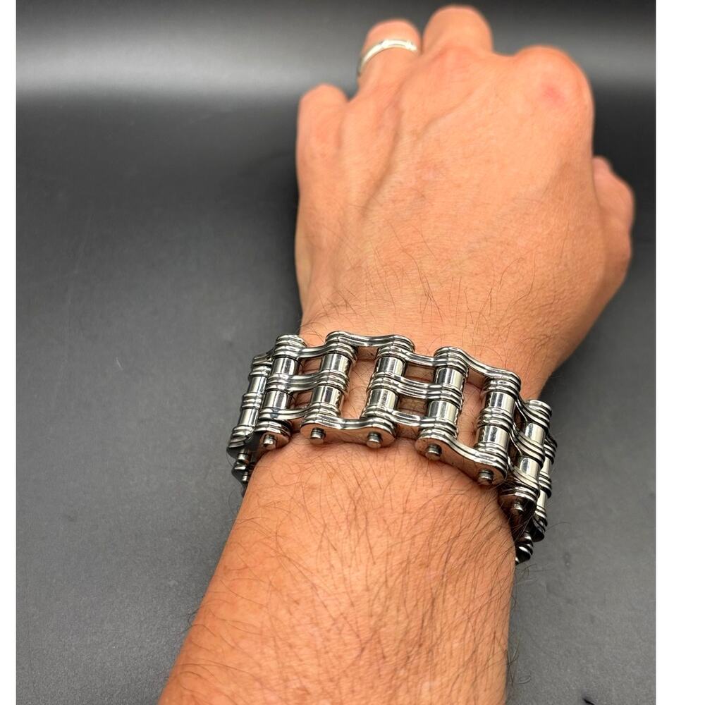 Men's Stainless Steel Motorcycle Double Chain Link 8.5" Bracelet Signed NEW
